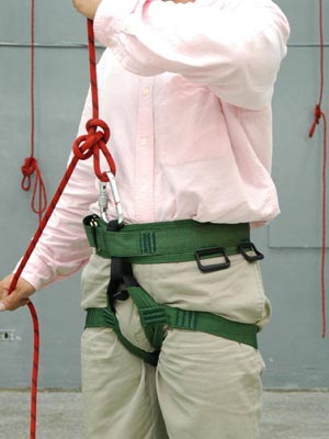 馬克６號　(攀登用安全吊帶)　(腰式下半身)使用圖-前面