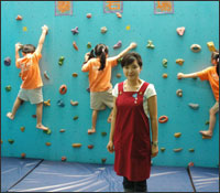 兒童攀岩客戶推薦-育達附設點點雙語幼兒學校 王育華主任