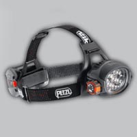 法國 Petzl 極高輸出頭燈