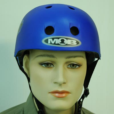 運動用安全帽佩戴圖